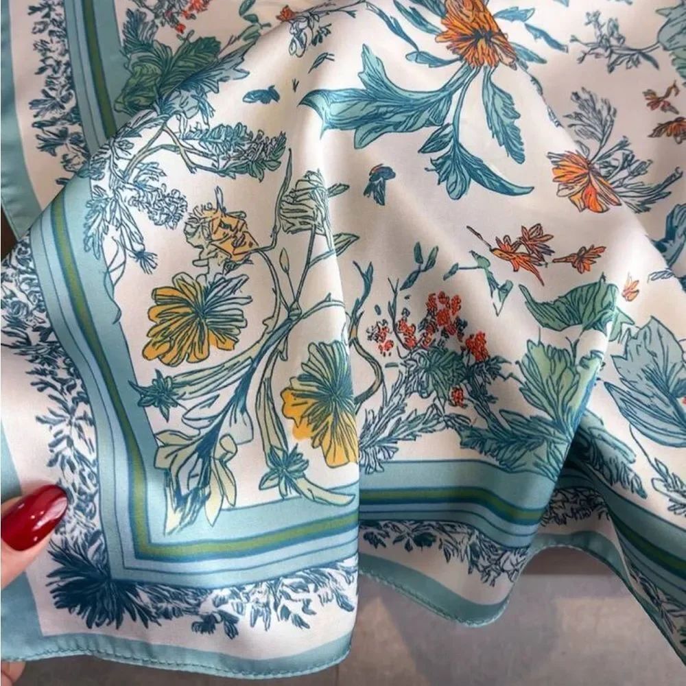 Floral Scarf Blue and White S16 - Picture 3 of 4